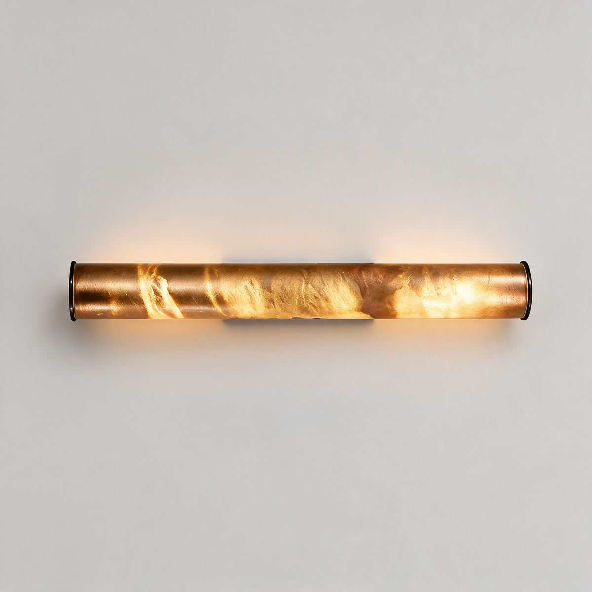 Cylio Wandleuchte Farbe Gold, eingeschaltet