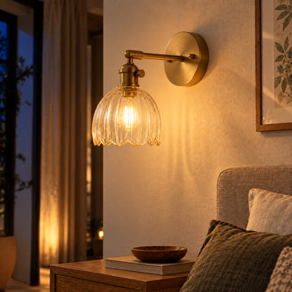 Wandleuchte Retra - Vintage-Design mit geripptem Glas