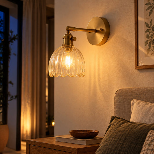 Wandleuchte Retra - Vintage-Design mit geripptem Glas