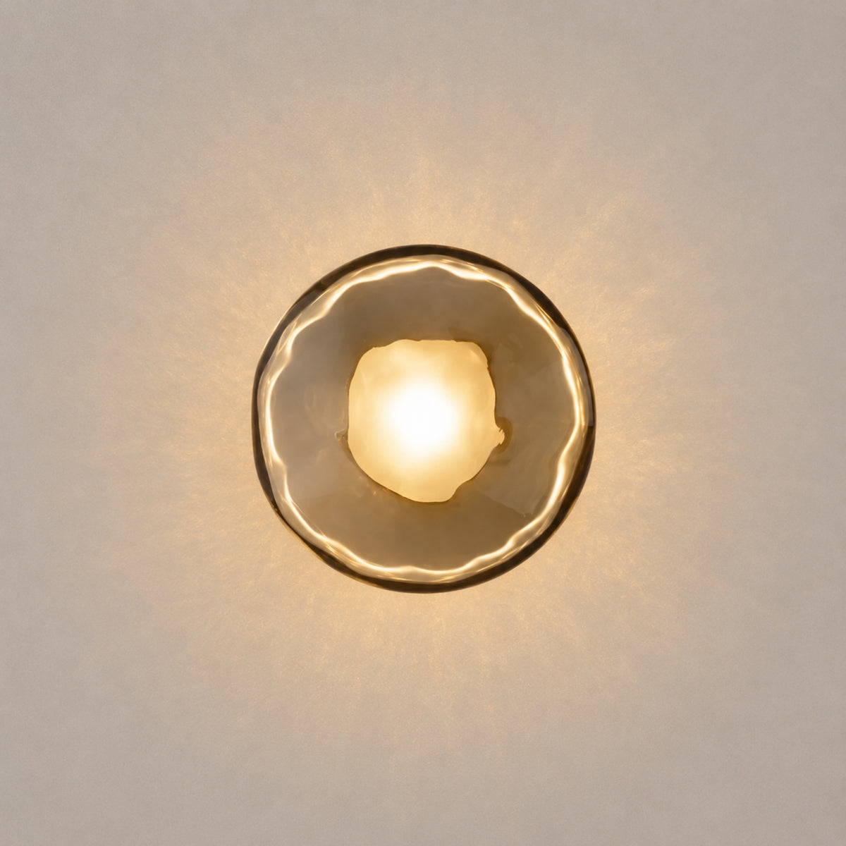 Wandleuchte Ferro - Skulpturales Glas & Licht