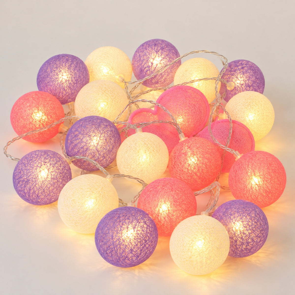 LED Lichterkette Cottira - Kuschelige Baumwollkugeln in 9 Farben