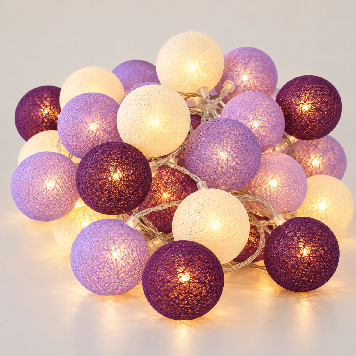 LED Lichterkette Cottira - Kuschelige Baumwollkugeln in 9 Farben