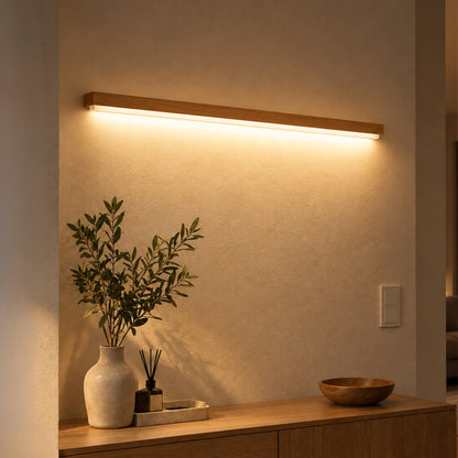 Wandleuchte Ligno - Lineares Spiegel-Design aus Holz