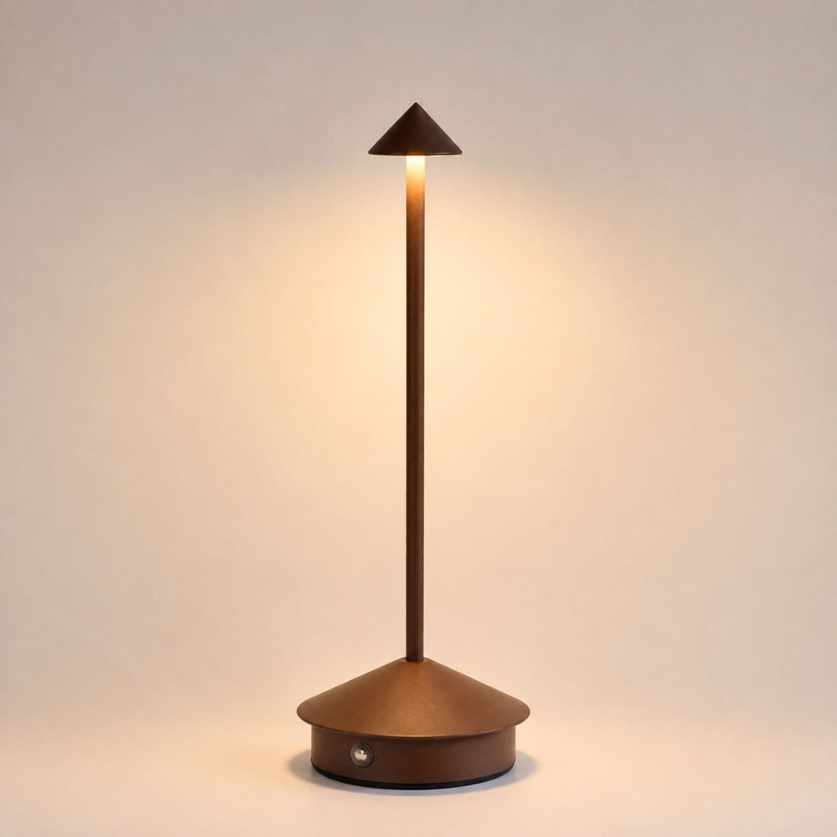 Tischlampe Nyra - Kabellose LED-Akkuleuchte mit Touch-Dimmer