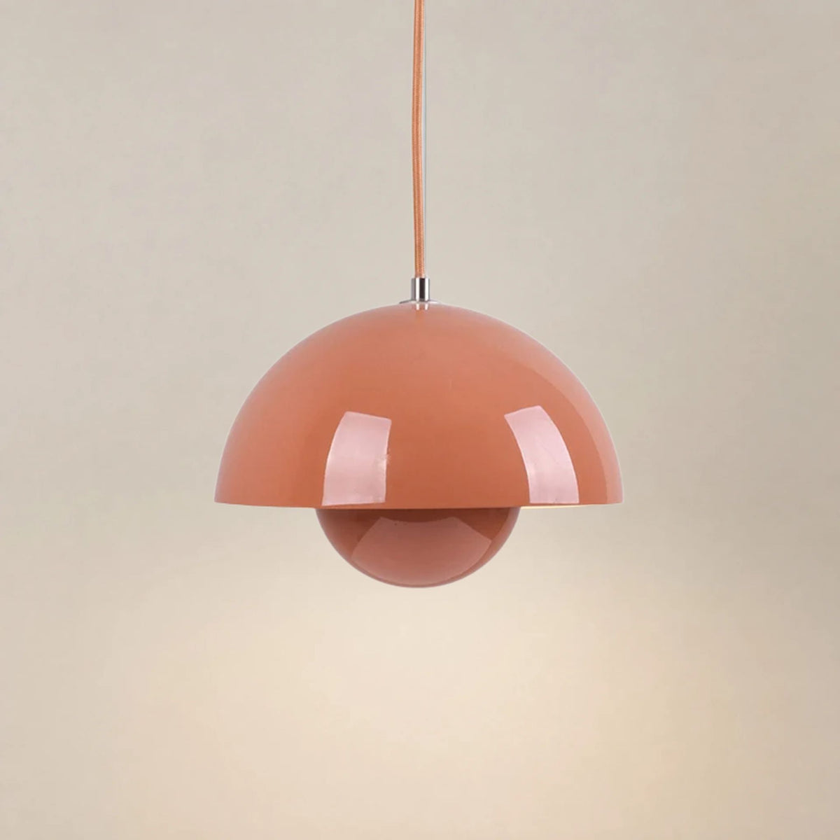 Pendelleuchte Solvi - Ikonisches Design in 16 Farben