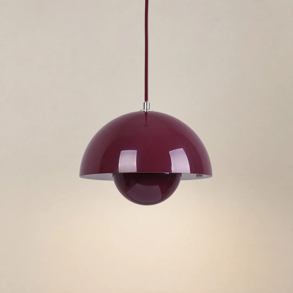 Pendelleuchte Solvi - Ikonisches Design in 16 Farben