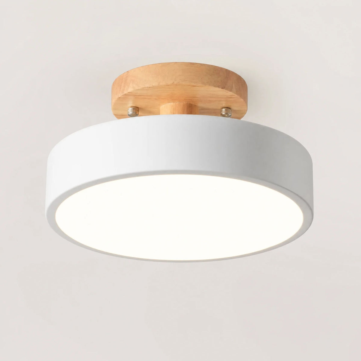 Deckenleuchte Runa - Skandinavisches LED Design mit Holzoptik