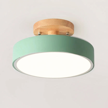 Deckenleuchte Runa - Skandinavisches LED Design mit Holzoptik
