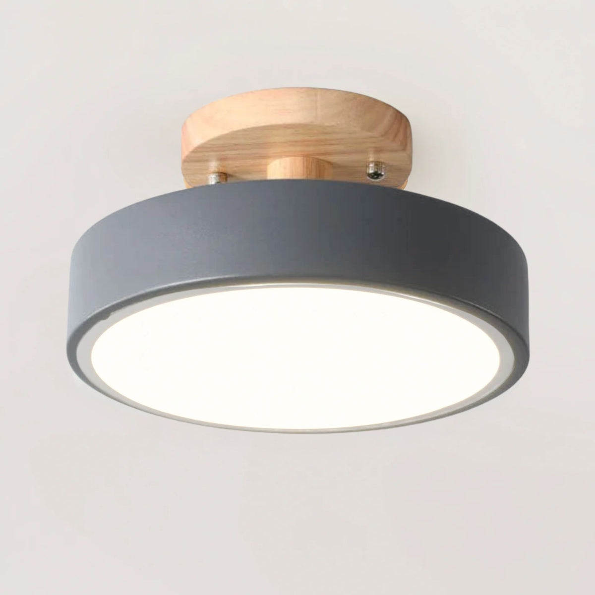 Deckenleuchte Runa - Skandinavisches LED Design mit Holzoptik