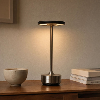 Tischlampe Lyra - Kabellose LED Akku-Tischleuchte