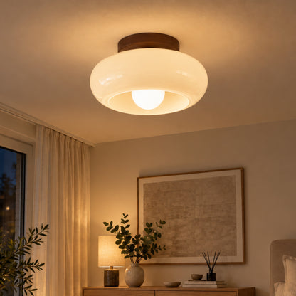 Deckenleuchte Baurin - Bauhaus-Design in Cremeglas