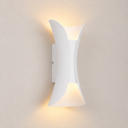Wandleuchte Solyn - Minimalistisches Design für draußen