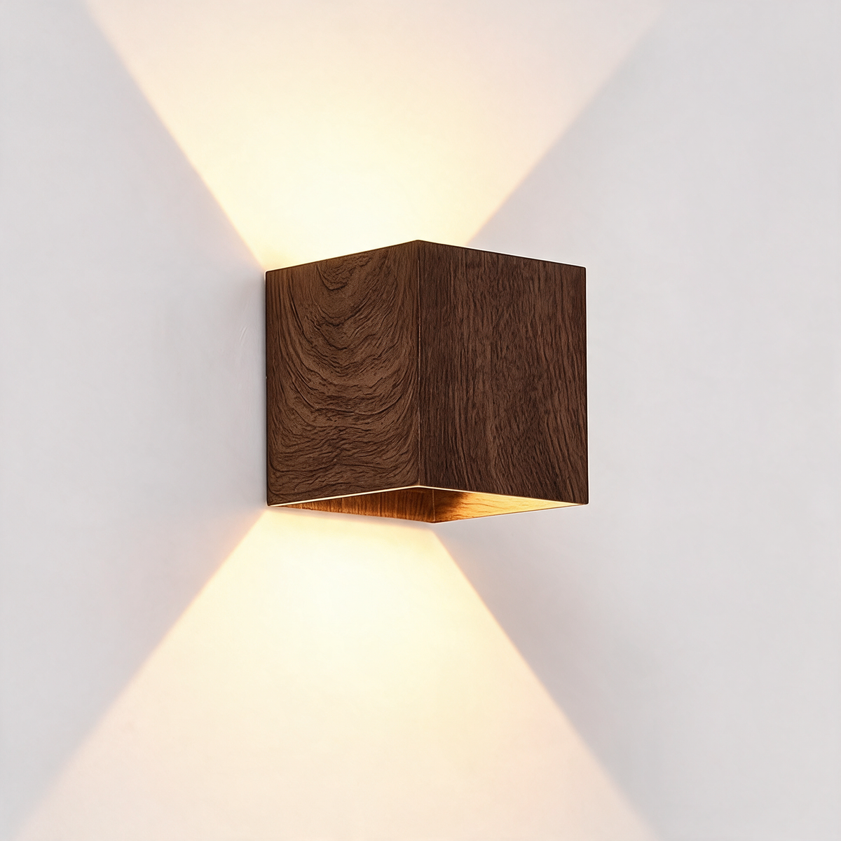 LED Wandleuchte Holzoptik in Braun, Produktfoto