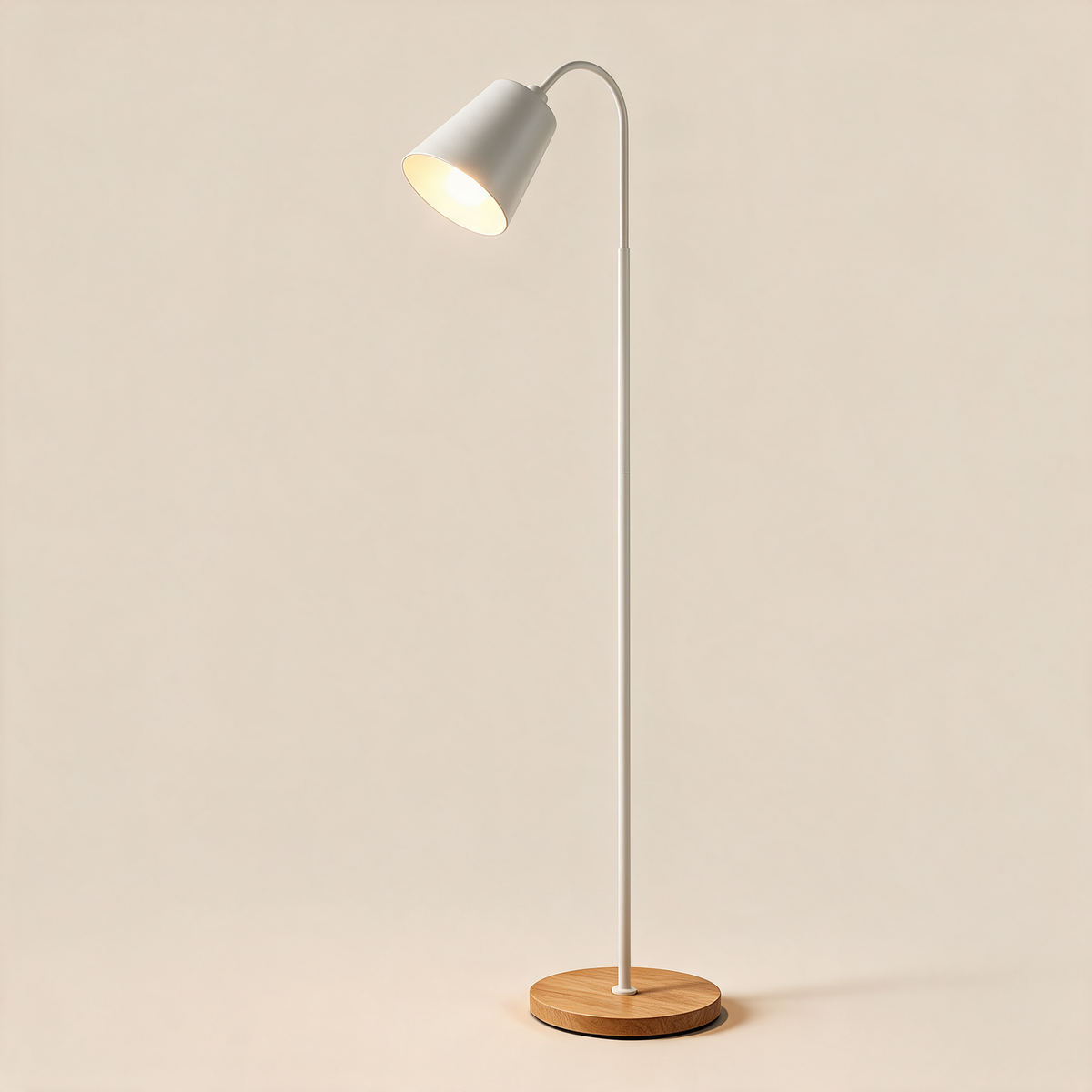 Stehlampe Farbe Weiss Produktfoto